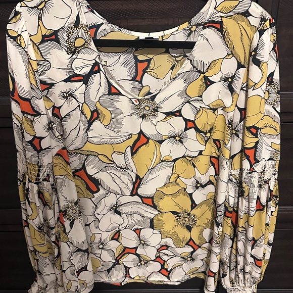 Cabi Sequel Blouse - Picture 3 of 4